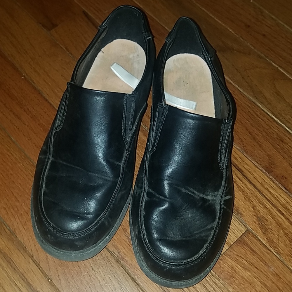 Sold-Boy's dress shoe.